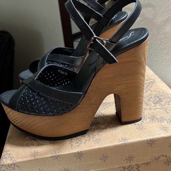 Free People platform, Black, size 40 - Picture 7 of 9